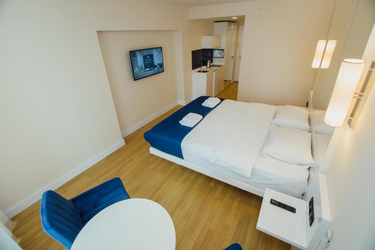 Premium Aparthotel With Sea View Батуми Екстериор снимка