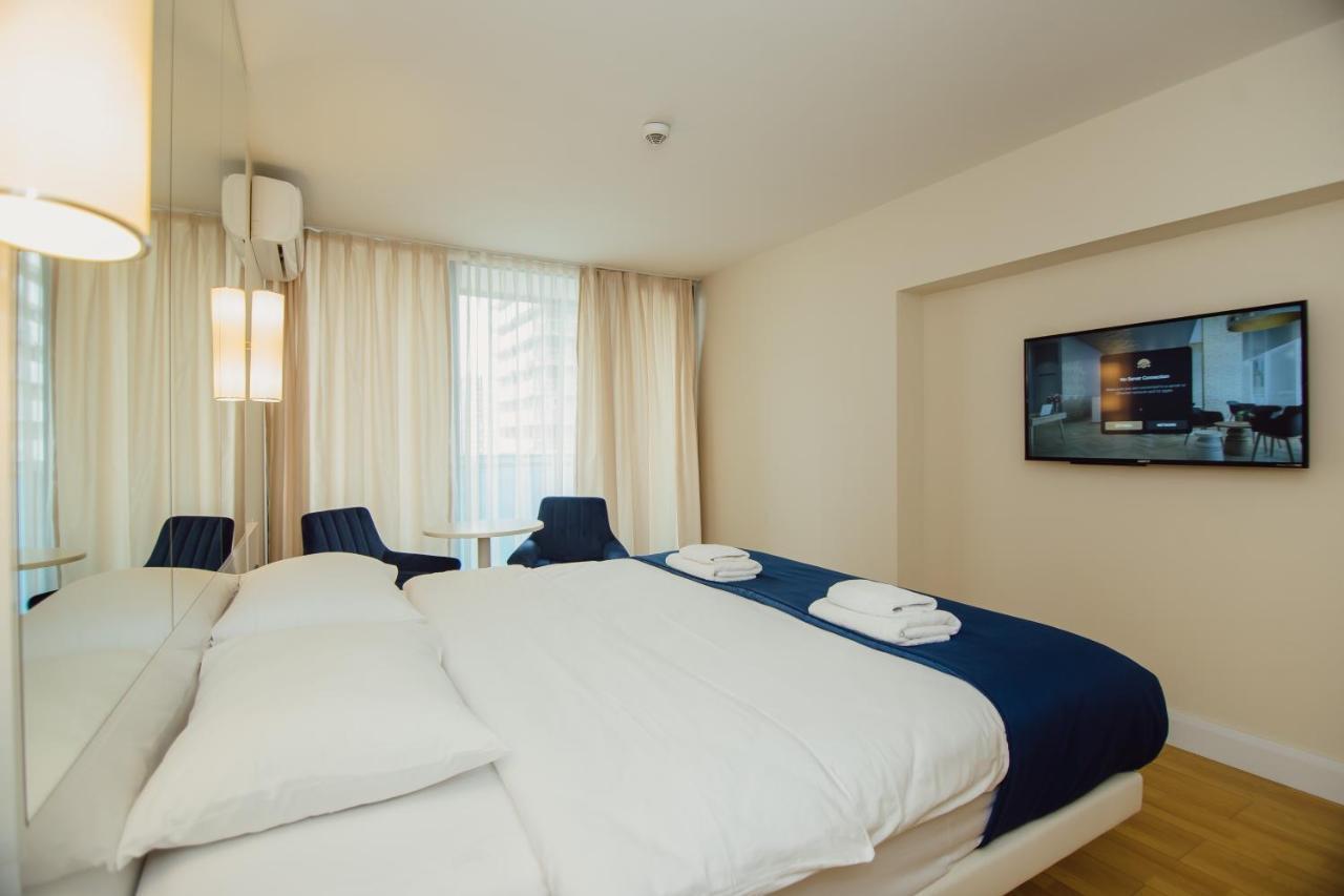 Premium Aparthotel With Sea View Батуми Екстериор снимка