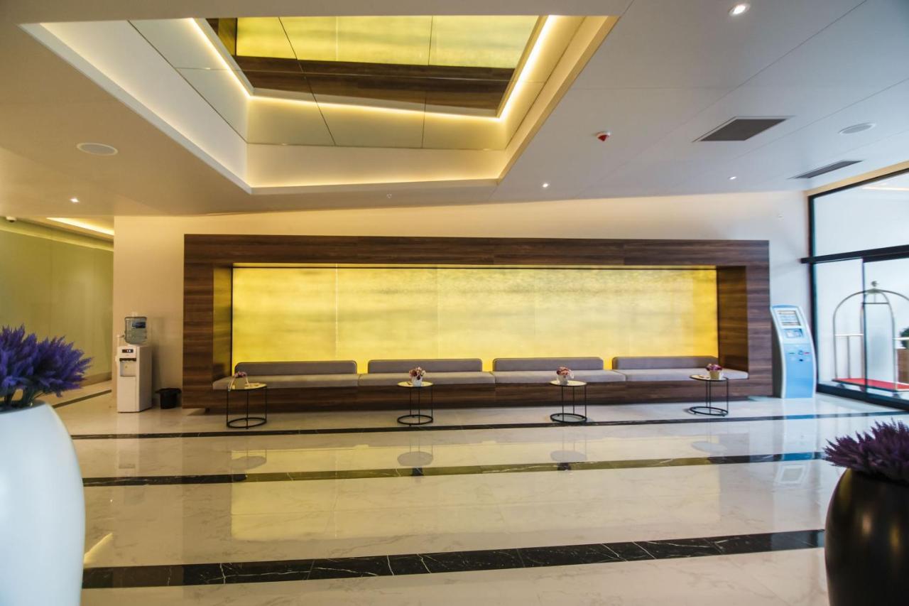 Premium Aparthotel With Sea View Батуми Екстериор снимка
