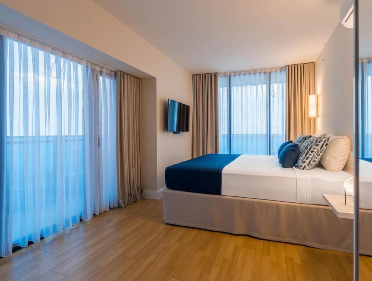 Premium Aparthotel With Sea View Батуми Екстериор снимка